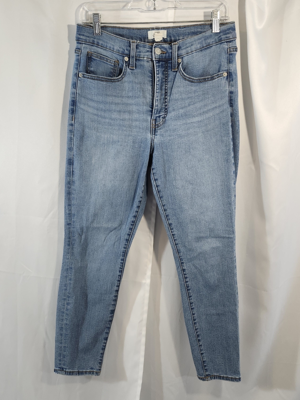 Maurices Light Wash High-Rise Women's Jeans